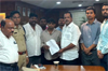 Mangaluru: Rs 5 lakh compensation cheques distributed to families of wall collapse victims